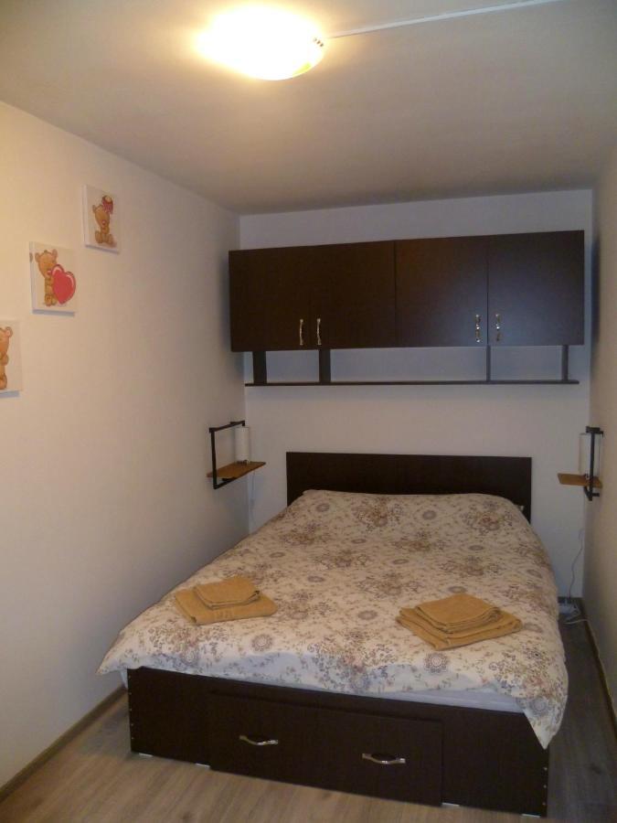 דבה Romanilor - Studio First Floor מראה חיצוני תמונה