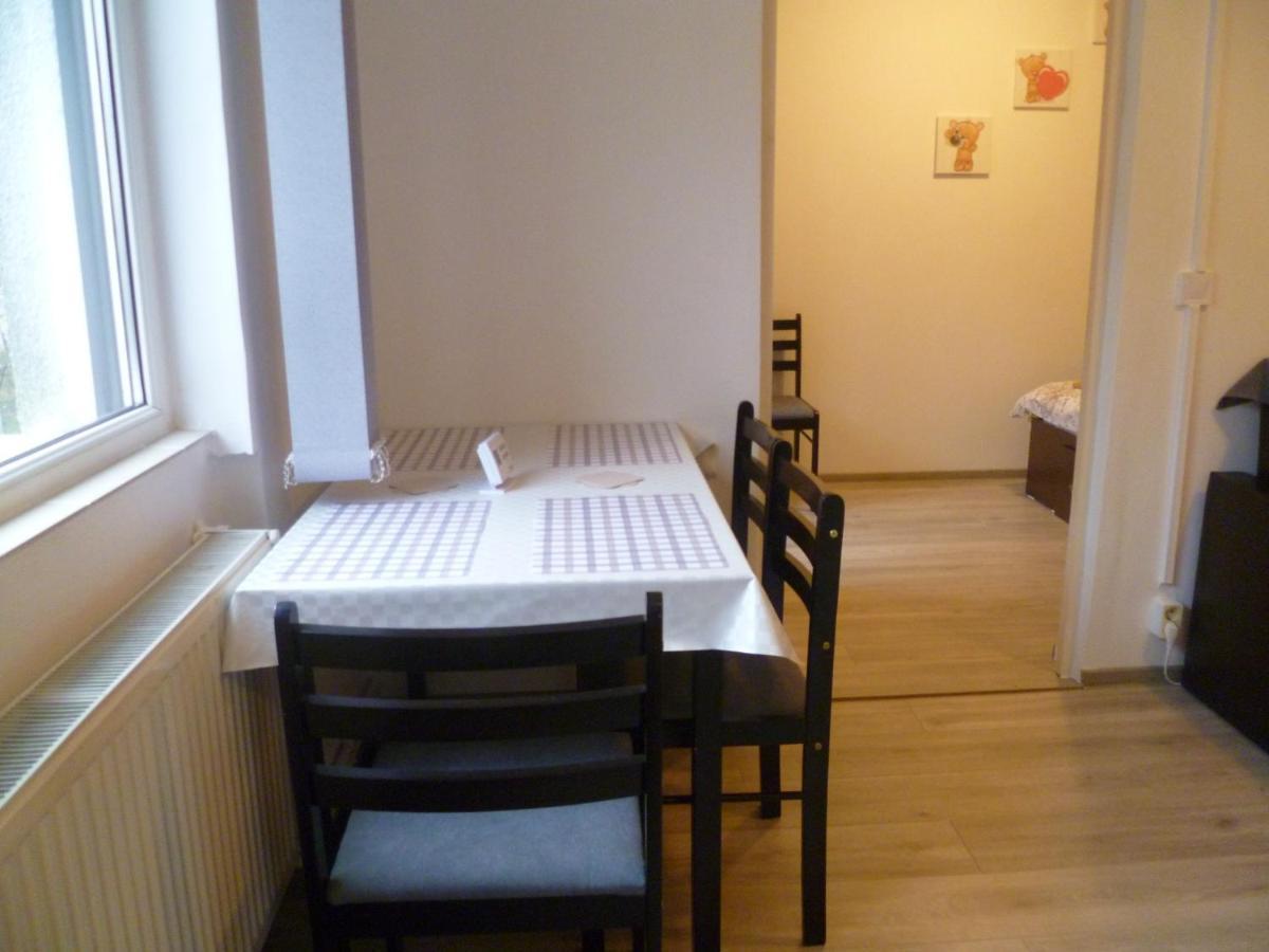 דבה Romanilor - Studio First Floor מראה חיצוני תמונה