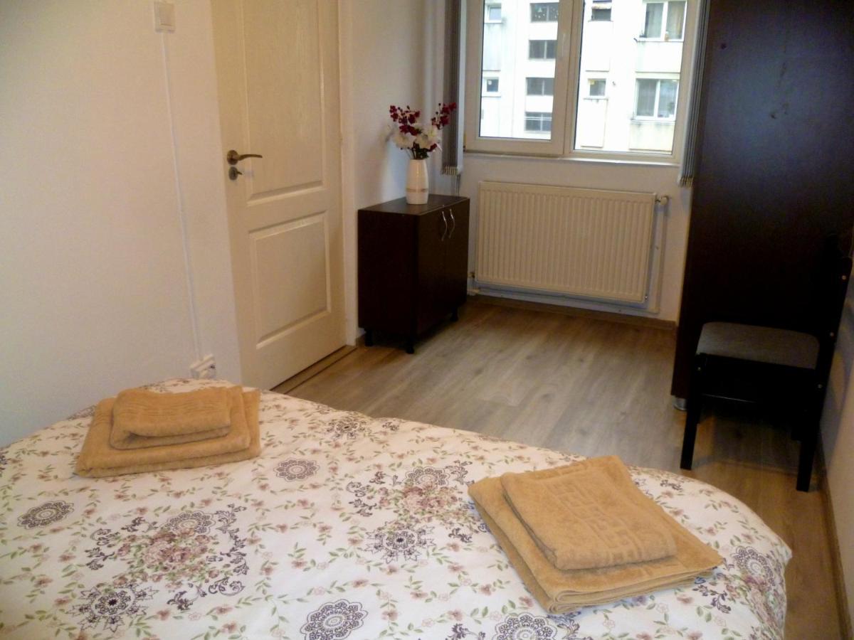 דבה Romanilor - Studio First Floor מראה חיצוני תמונה