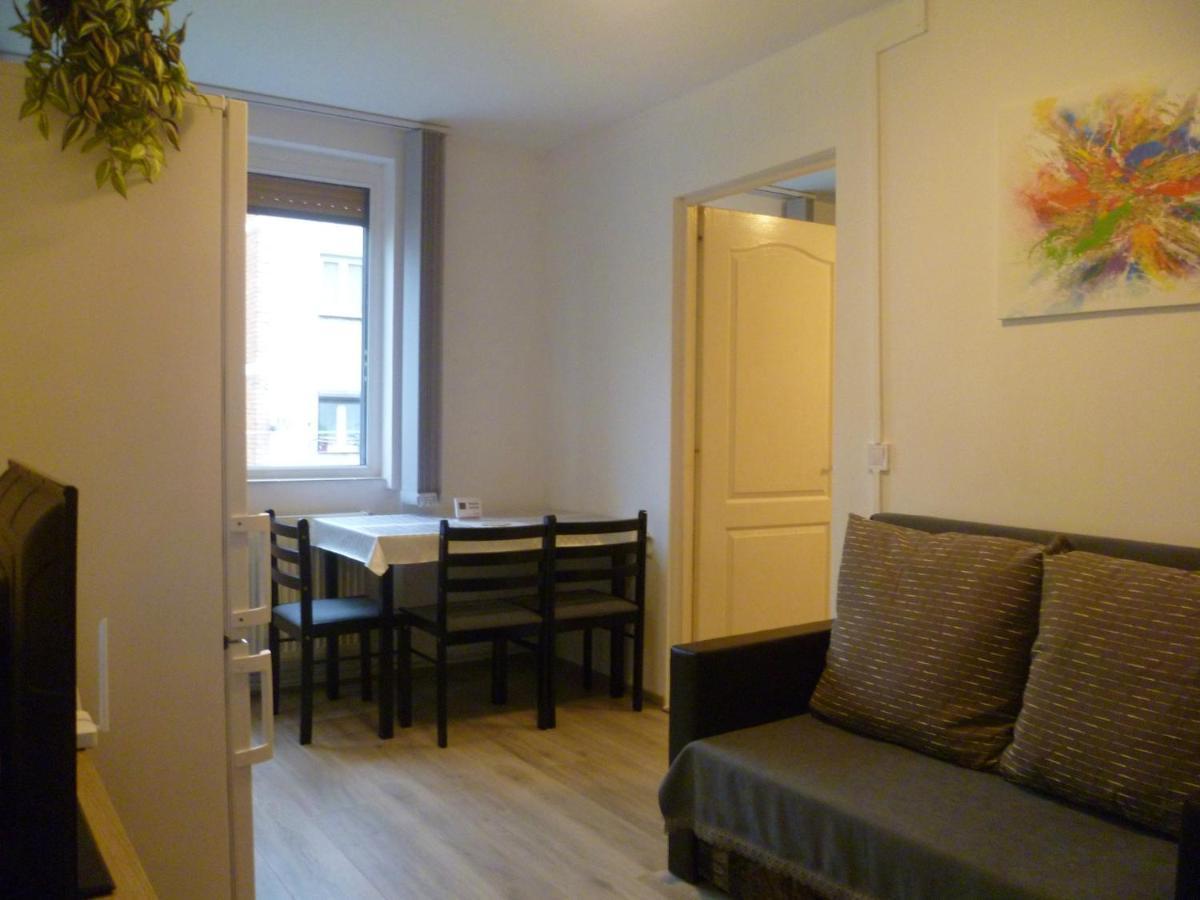 דבה Romanilor - Studio First Floor מראה חיצוני תמונה