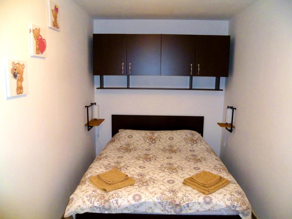 דבה Romanilor - Studio First Floor מראה חיצוני תמונה